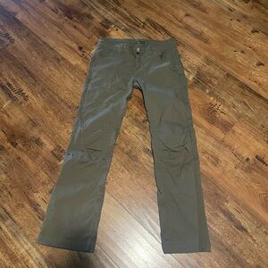 Prana Halle green Pant, Regular inseam